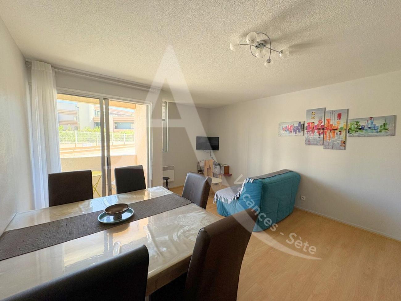 En Rdc, 2 Chambres, Res Avec Piscine, Quartier Port De Appartement Sète